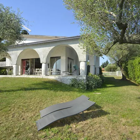 Sleeps 10 With Wifi * Montinelle